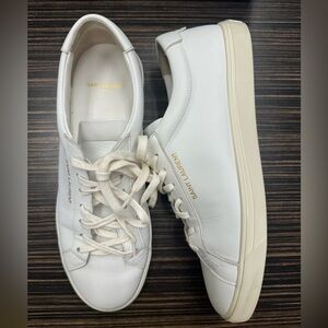 Saint Laurent sneakers size 41.5/11
comes with box and dust bags